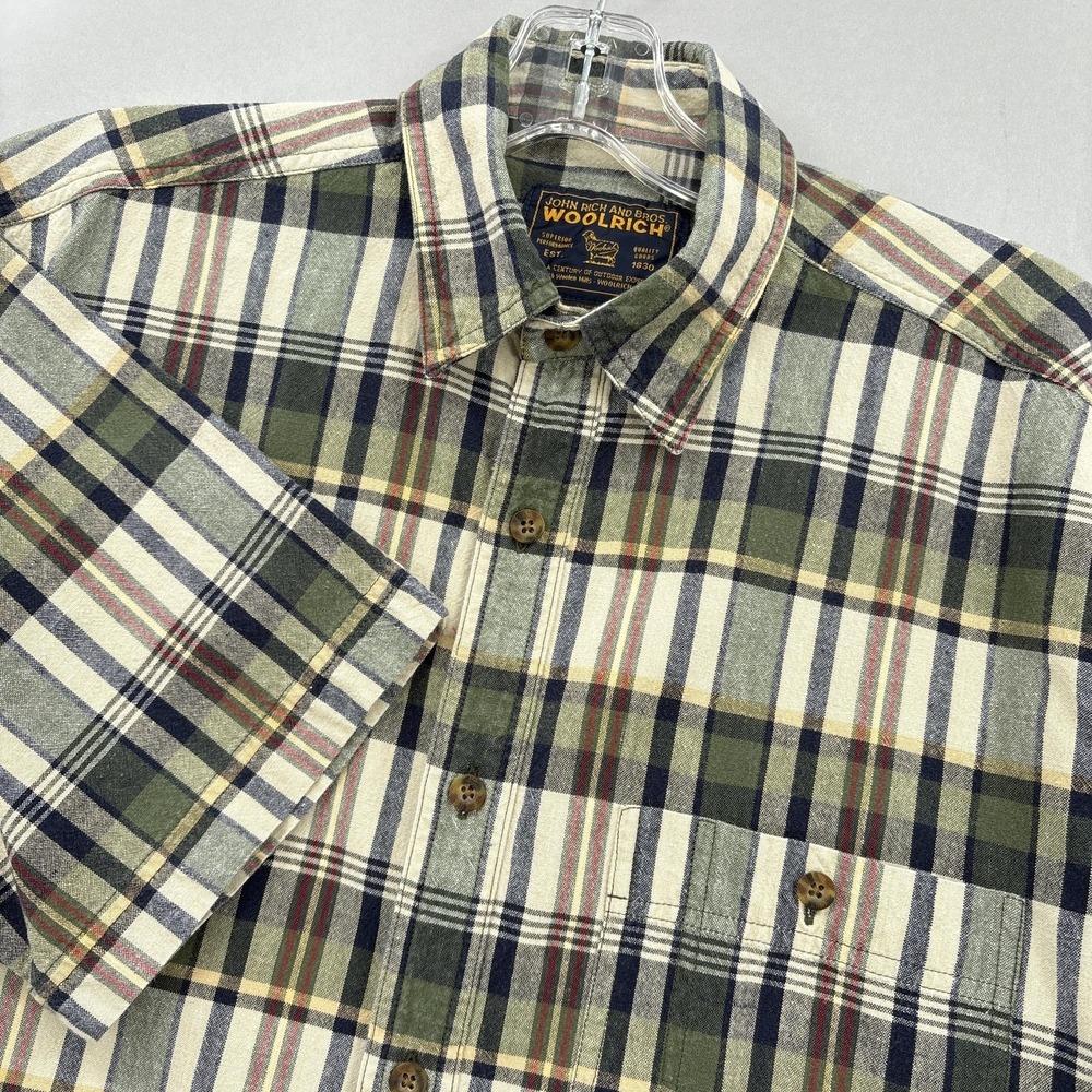 Woolrich Shirt Mens Medium Green Plaid Madras‎ Short Sleeve Button Front Vintage